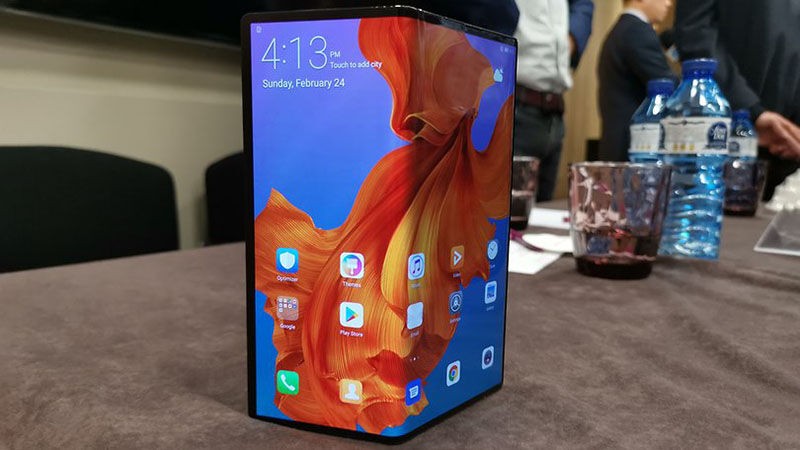 Huawei hoãn việc ra mắt siêu phẩm Mate X giá 2.600 USD