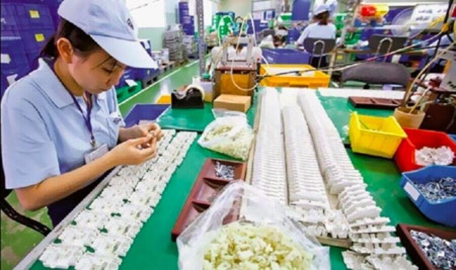 Vượt dự báo, FDI vào Việt Nam 10 tháng đã trên 28 tỷ USD