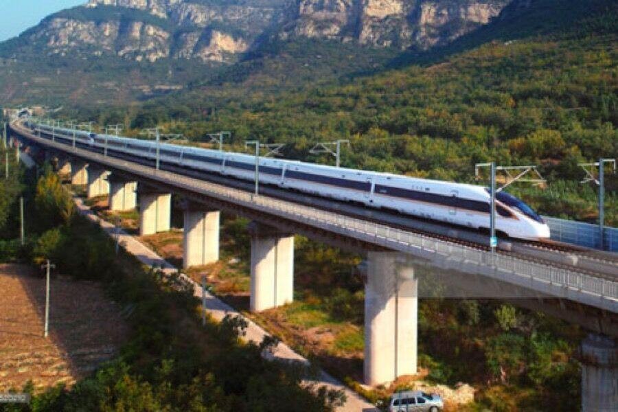 Đường sắt cao tốc - con dao hai lưỡi với Trung Quốc