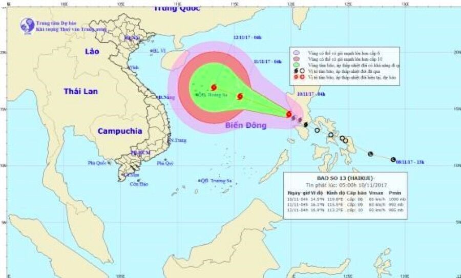 Cơn bão số 13 giật cấp 10 đi vào Biển Đông và khả năng mạnh thêm