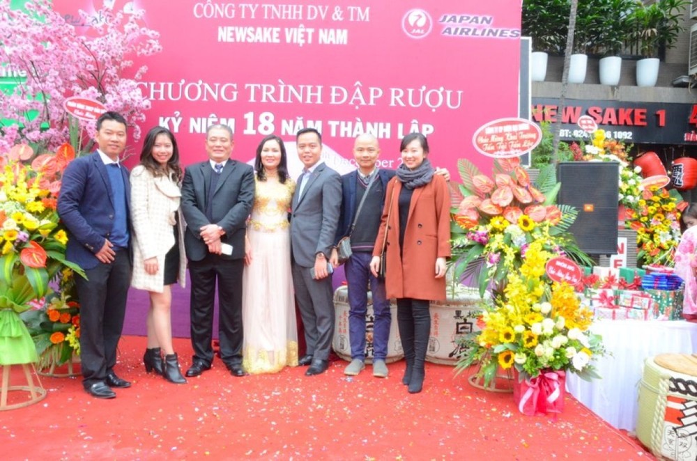 Công ty TNHH TM & DV Newsake Việt Nam tổ chức lễ kỷ niệm 18 năm ngày thành lập