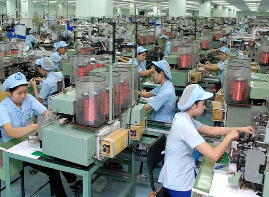 Việt Nam cần làm gì để tránh “nền kinh tế có hai tốc độ”?