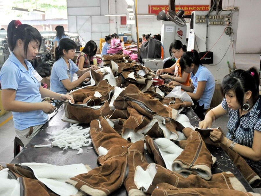 Xuất khẩu da - giày - túi xách Việt Nam: "Người khổng lồ" chỉ có tiếng