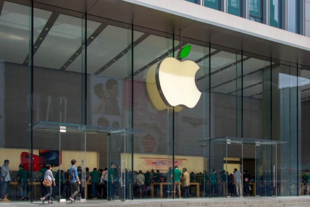 Apple mất danh hiệu công ty nghìn tỷ USD vì... Iphone