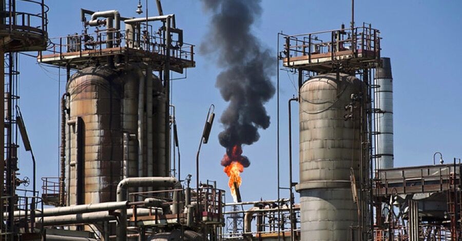 Lo giá dầu tăng giảm tiếp, OPEC tuyên bố cắt giảm sản lượng