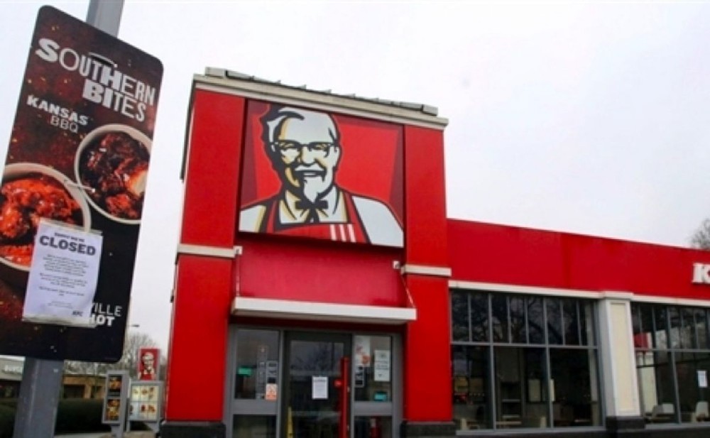KFC phải tạm đóng cửa hàng trăm nhà hàng ở Anh vì thiếu gà