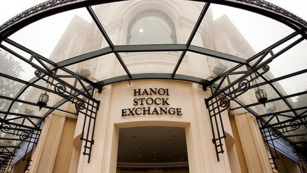 Tháng 2, 91% khối lượng cổ phần chào bán trên HNX được trao tay