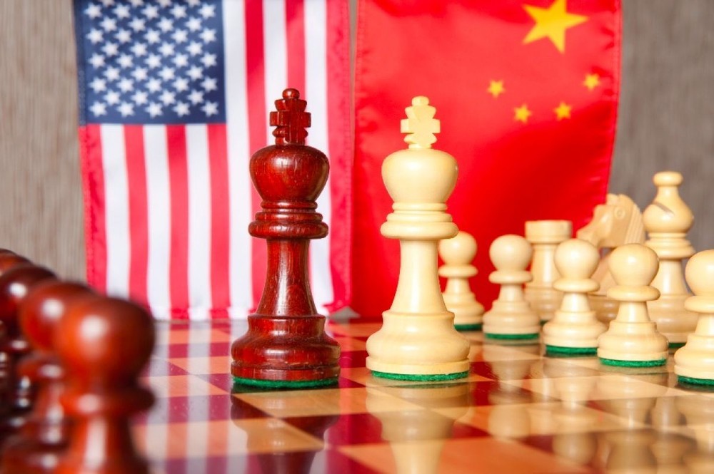 Chiến tranh thương mại Mỹ Trung: Trong nóng – Ngoài lạnh!
