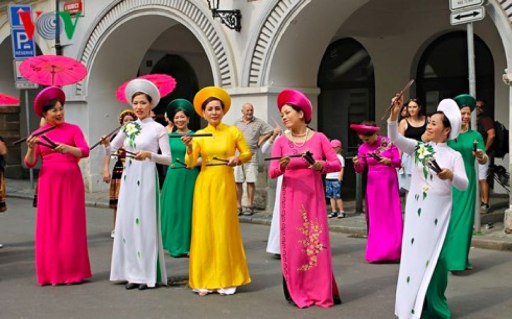 Việt Nam tham gia Festival các dân tộc thiểu số toàn Séc 2018