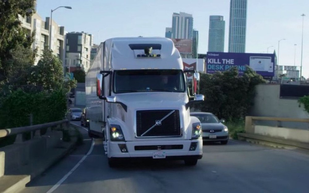Uber khai tử chương trình xe tải tự lái