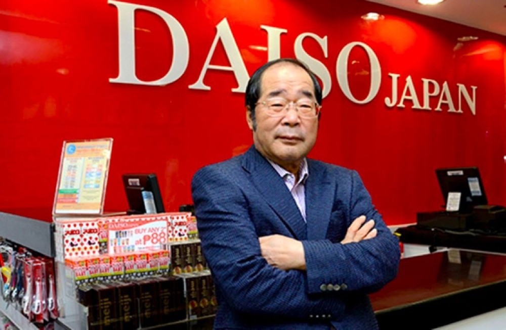 Tỷ phú Nhật Hirotake Yano và câu chuyện làm giàu từ mô hình bán hàng đồng giá