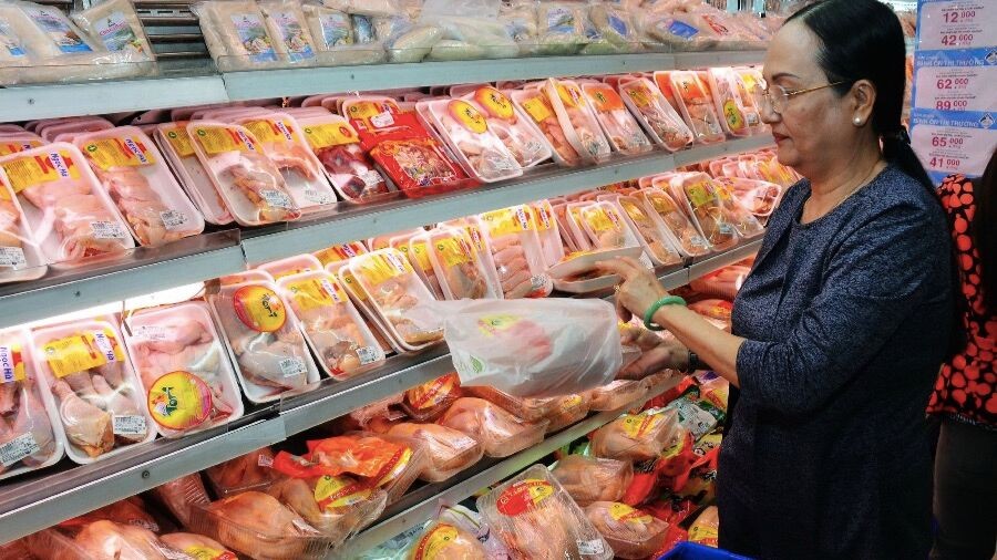 Đề xuất giảm thuế nhập khẩu thịt lợn, gà để kích cầu tiêu dùng tết 2020