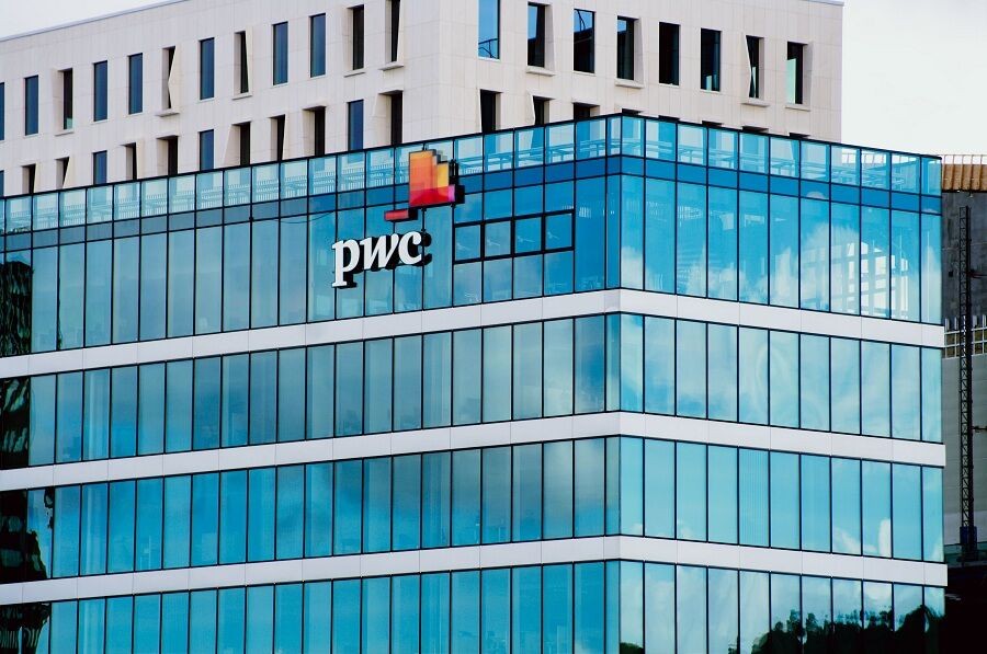 PwC mở rộng quan hệ hợp tác với Microsoft