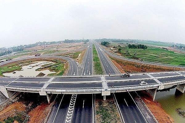 Bộ GTVT gọi đầu tư 8 dự án PPP tuyến cao tốc Bắc - Nam