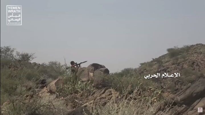Tiếp tục chiến dịch trên đất Ả rập Xê út, quân Houthi của Yemen phá hủy thêm nhiều xe cơ giới