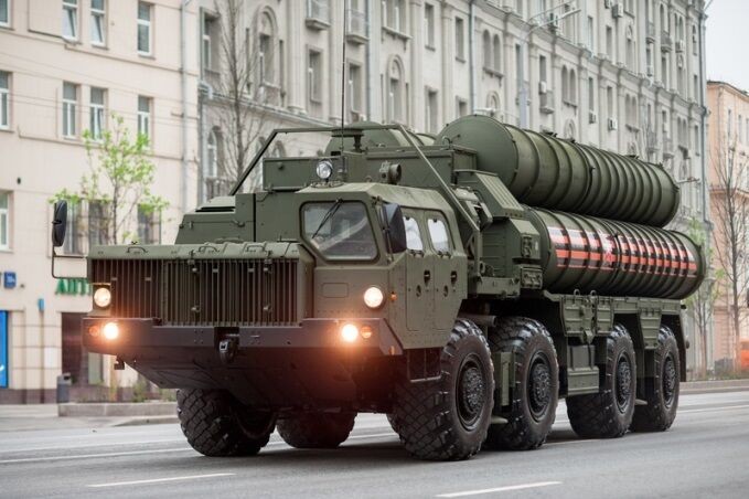S-400, vũ khí "trấn" NATO của Nga trong chiến lược Chiến tranh Đa diện