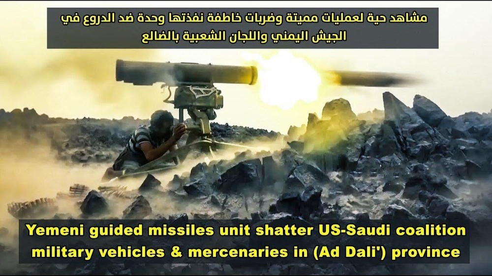 Houthi lại phá hủy 4 xe cơ giới bọc thép của Liên minh ở Ả rập Xê út