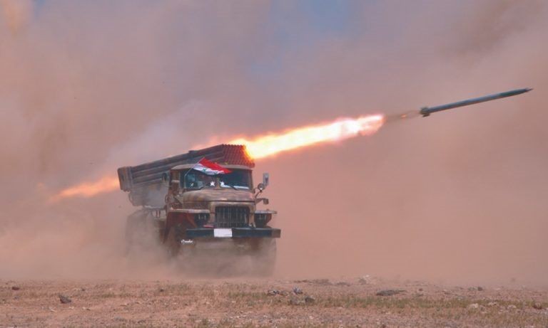 “Hổ Syria” pháo kích diệt đoàn xe vũ trang của nhóm Hồi giáo cực đoan