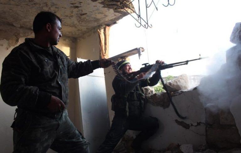 Syria: Khủng bố liên kết đánh nhiều mũi, Sư đoàn Tiger bị cầm chân ở Hama