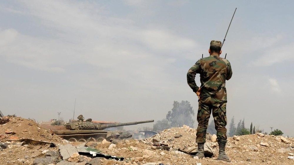 Quyết liệt chiến sự Syria, phát tên lửa "thổi bay" nhóm khủng bố tại Hama