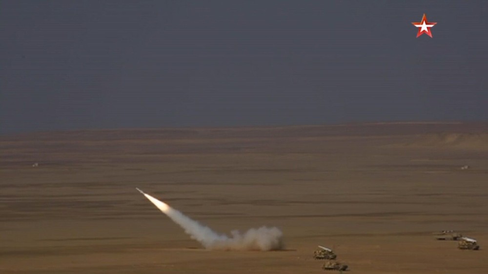 Phòng không Ai Cập – Nga diễn tập bắn đạn thật theo kinh nghiệm bảo vệ căn cứ Hmeimim, Syria