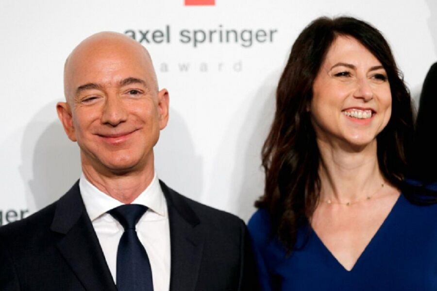 Tài sản của ông chủ Amazon sẽ được phân chia thế nào sau ly hôn trăm tỷ USD?