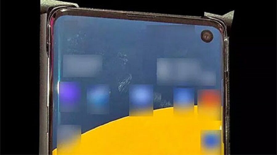 Lộ diện ảnh thực tế của Samsung Galaxy S10 với màn hình "đục lỗ"