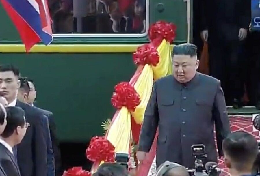 Đoàn tàu đưa Chủ tịch Kim Jong-un đã tới Việt Nam