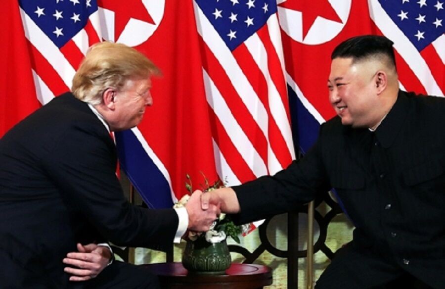 Hôm nay, hai ông Donald Trump và Kim Jong Un sẽ gặp riêng khoảng 45 phút