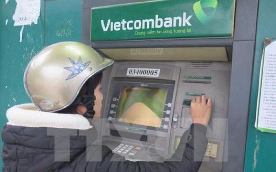Vietcombank nói gì về lỗi giao dịch của thẻ ATM?