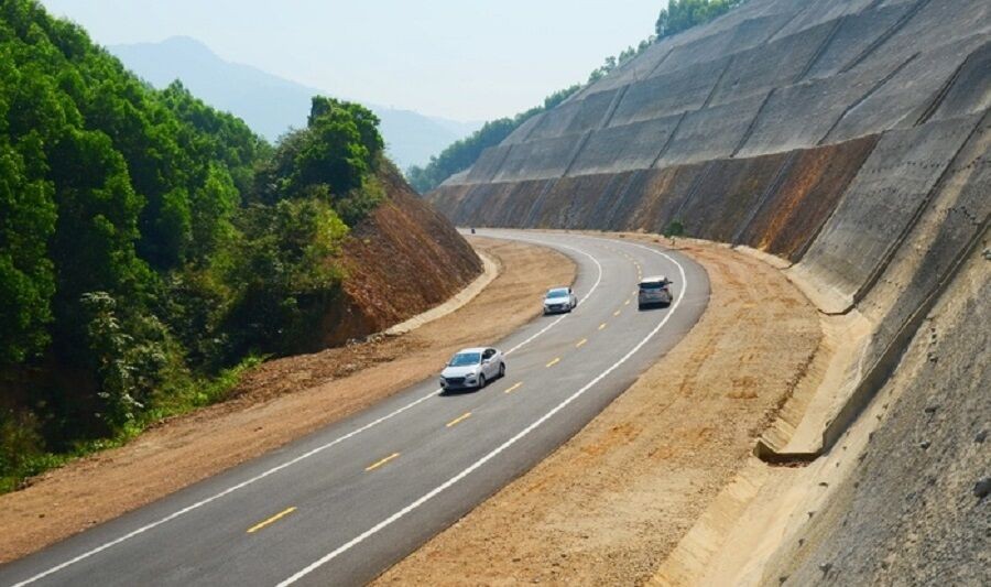 Nỗ lực thông xe cao tốc La Sơn - Tuý Loan trong tháng 9/2019