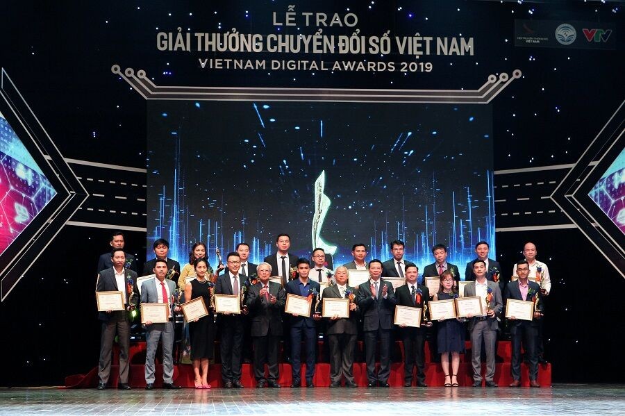 FPT IS có nhiều sản phẩm nhất đạt Giải thưởng Chuyển số Việt Nam 2019