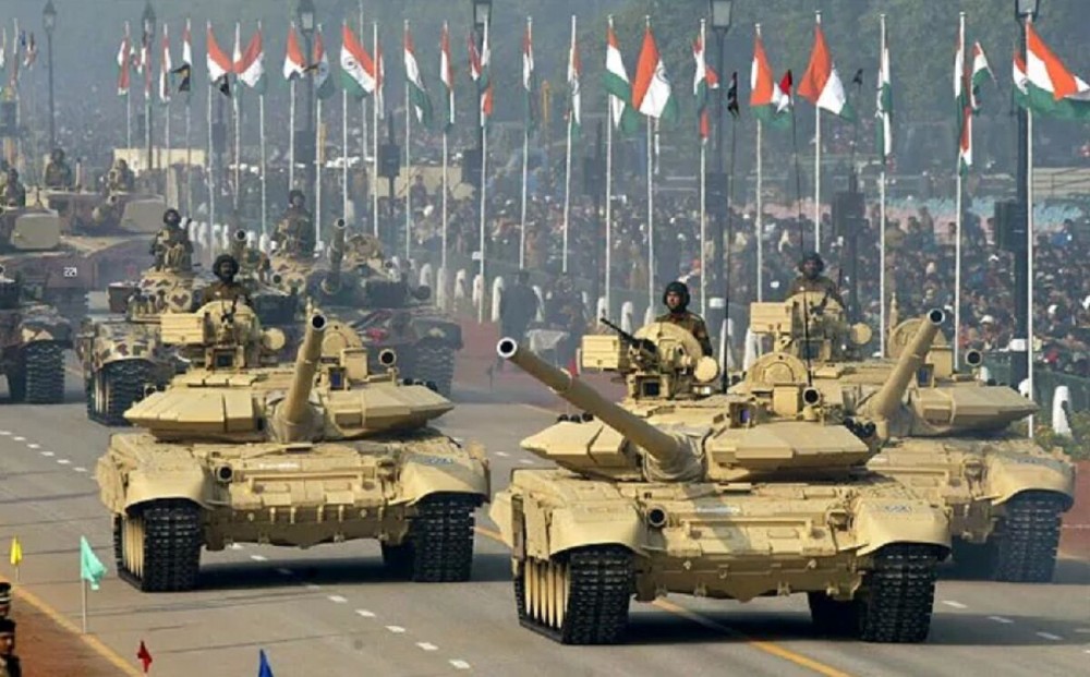Ấn Độ “chi đậm” mua vũ khí sau căng thẳng với Trung Quốc