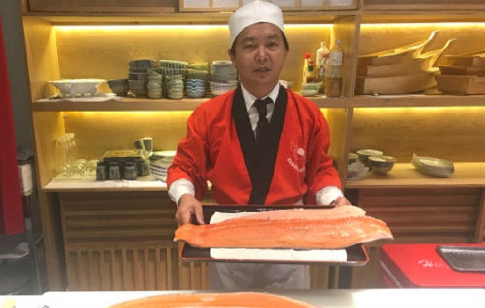 Từ phụ bếp tới làm chủ chuỗi nhà hàng Nhật