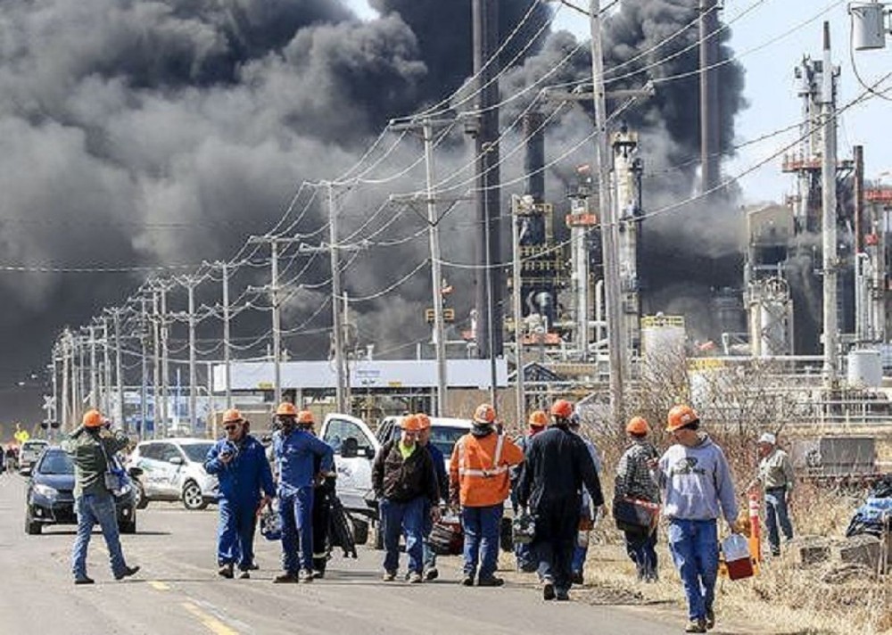 Ít nhất 20 người bị thương trong vụ nổ nhà máy lọc dầu ở Mỹ