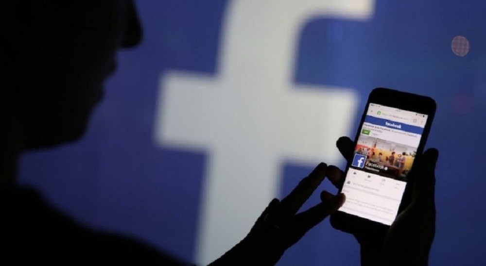 Xóa bỏ tính năng tìm kiếm người dùng bằng email và số điện thoại trên Facebook
