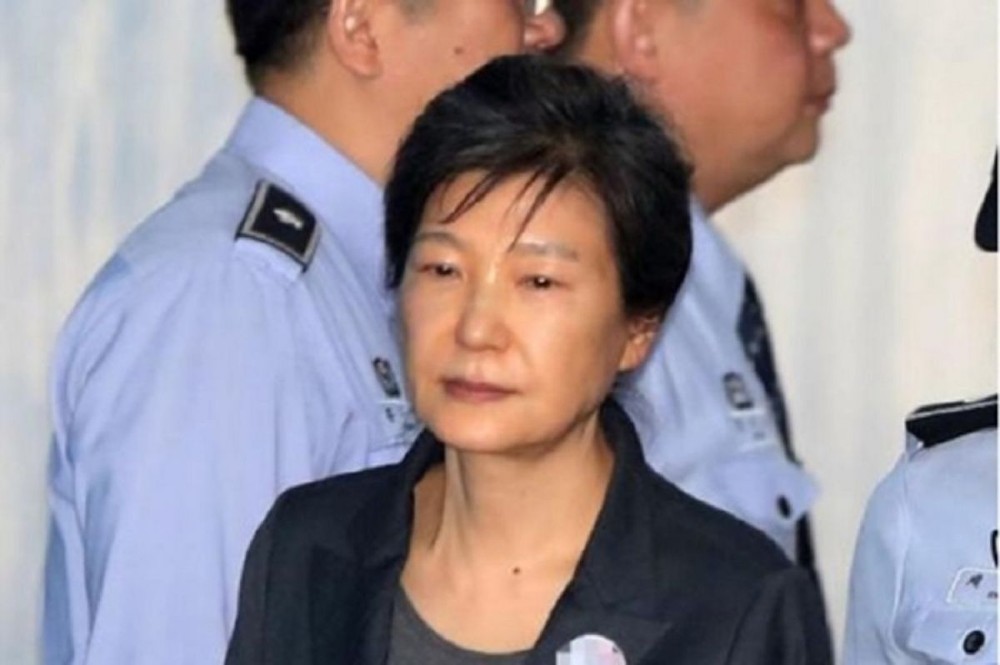 Cựu tổng thống Hàn Quốc bị tuyên án 24 năm tù