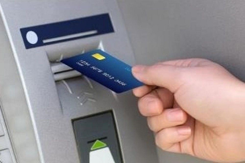 Bộ Công thương yêu cầu 4 ngân hàng báo cáo việc tăng phí ATM