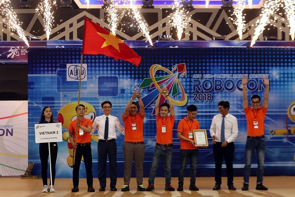 Việt Nam vô địch Robocon châu Á Thái Bình Dương lần thứ 7