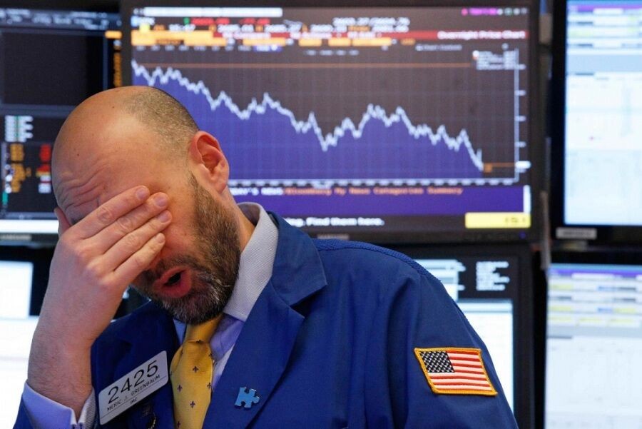 Chứng khoán Mỹ lại giảm, Dow Jones rơi vào "vùng điều chỉnh"