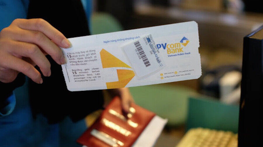 Mua vé máy bay nhận ngay iPhone X cùng PVcomBank