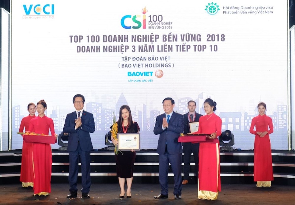 Bảo Việt được vinh danh Top 10 Doanh nghiệp bền vững xuất sắc nhất Việt Nam