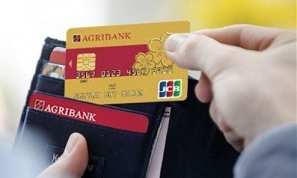Vụ mất tiền tài khoản Agribank: Thẻ của khách hàng bị đánh cắp thông tin