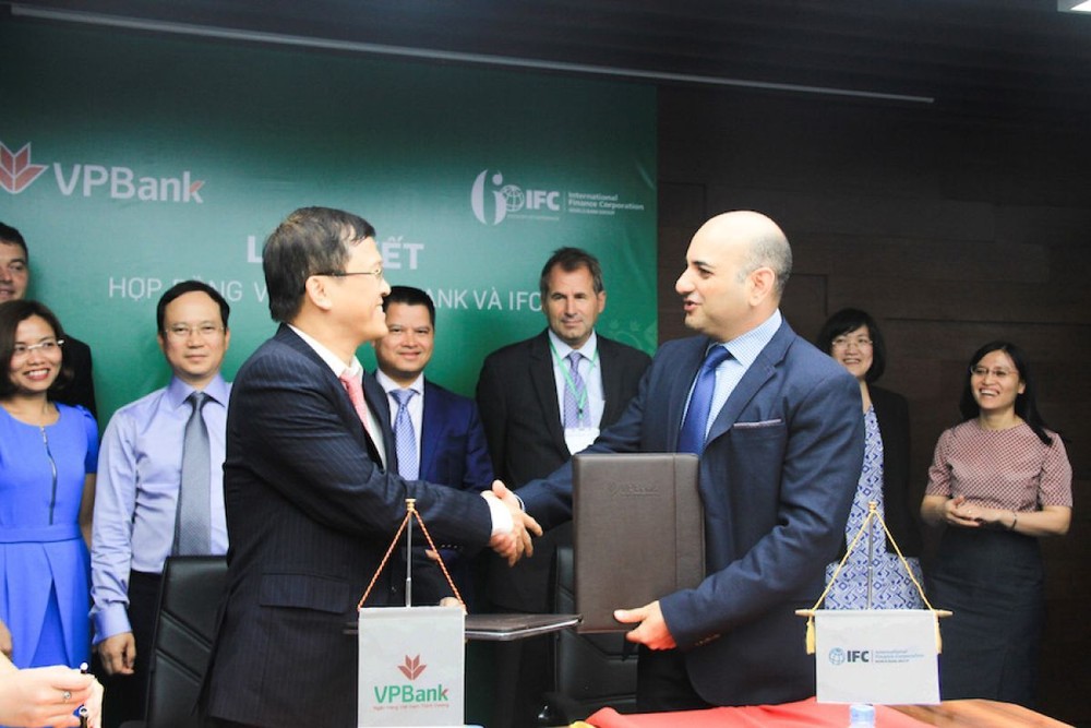 VPBank nhận giải thưởng “Ngân hàng phát hành tốt nhất khu vực Đông Á”