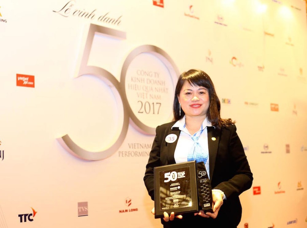 Tập đoàn Bảo Việt lọt Top 50 Công ty kinh doanh hiệu quả nhất Việt Nam