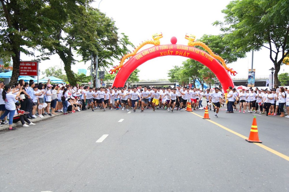 Giải chạy “Seabank run for the future” ủng hộ học sinh nghèo miền Trung