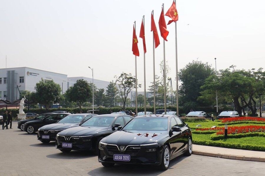 VinFast bàn giao 393 ô tô phục vụ Hội nghị ASEAN 2020
