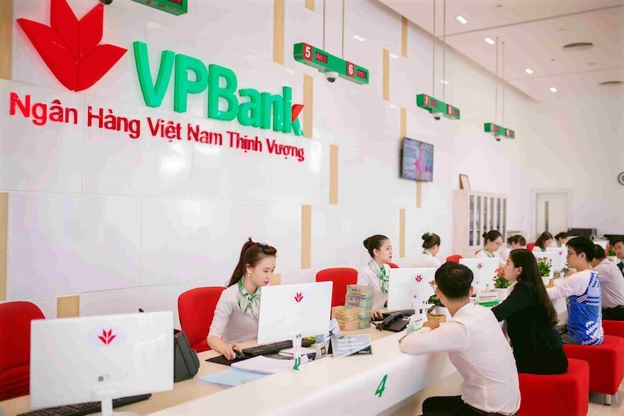 VPBank là một trong 50 công ty kinh doanh hiệu quả nhất Việt Nam