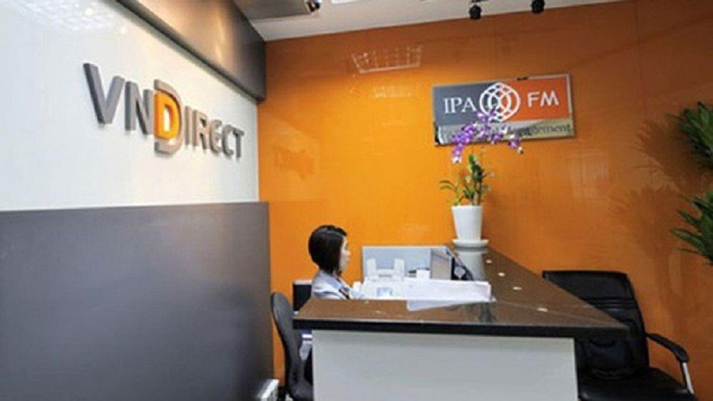 Thị giá liên tiếp giảm mạnh, VNDirect niêm yết bổ sung hơn 65 triệu cổ phiếu