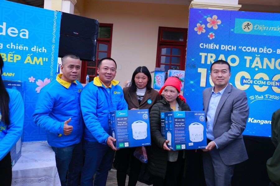 Điện máy Xanh khởi động chương trình "Cơm dẻo - Bếp ấm", mong Tết ấm no đến cho bà con nghèo